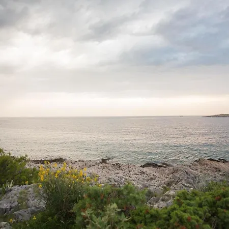 Ferienwohnung Fur 5 Personen In Direkter Strandlage Mit Klimaanlage Und Wifi Ražanj